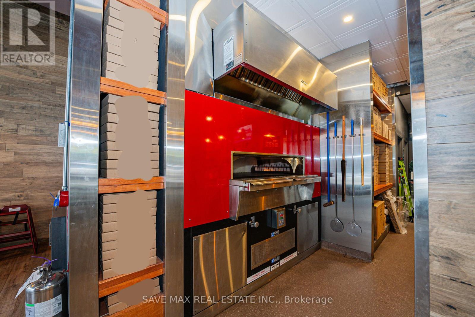 73 King Street W, Kitchener, Ontario  N2G 1X2 - Photo 3 - X12320738