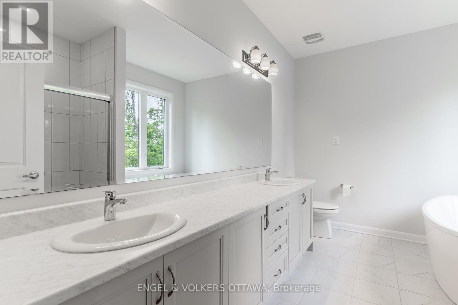 333 Elsie Macgill Walk, Ottawa, Ontario  K2W 0K7 - Photo 33 - X12320813