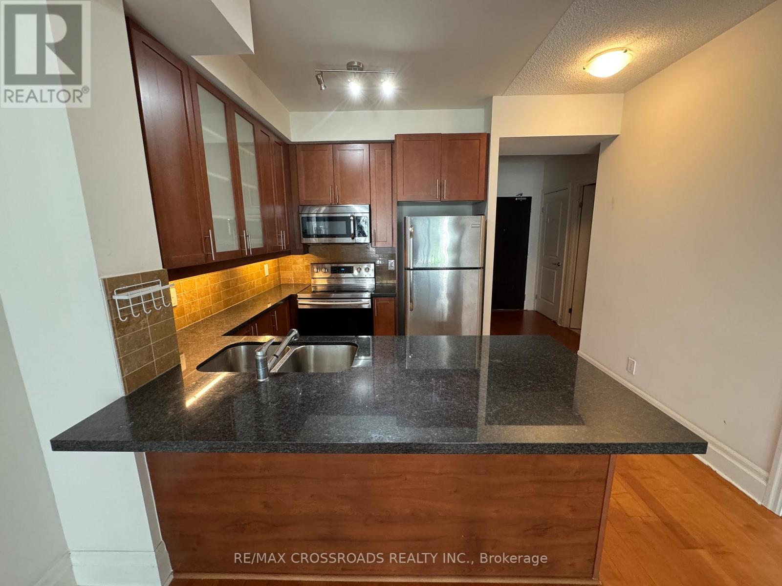 313 - 131 Upper Duke Crescent, Markham, Ontario  L6G 0C9 - Photo 19 - N12320188