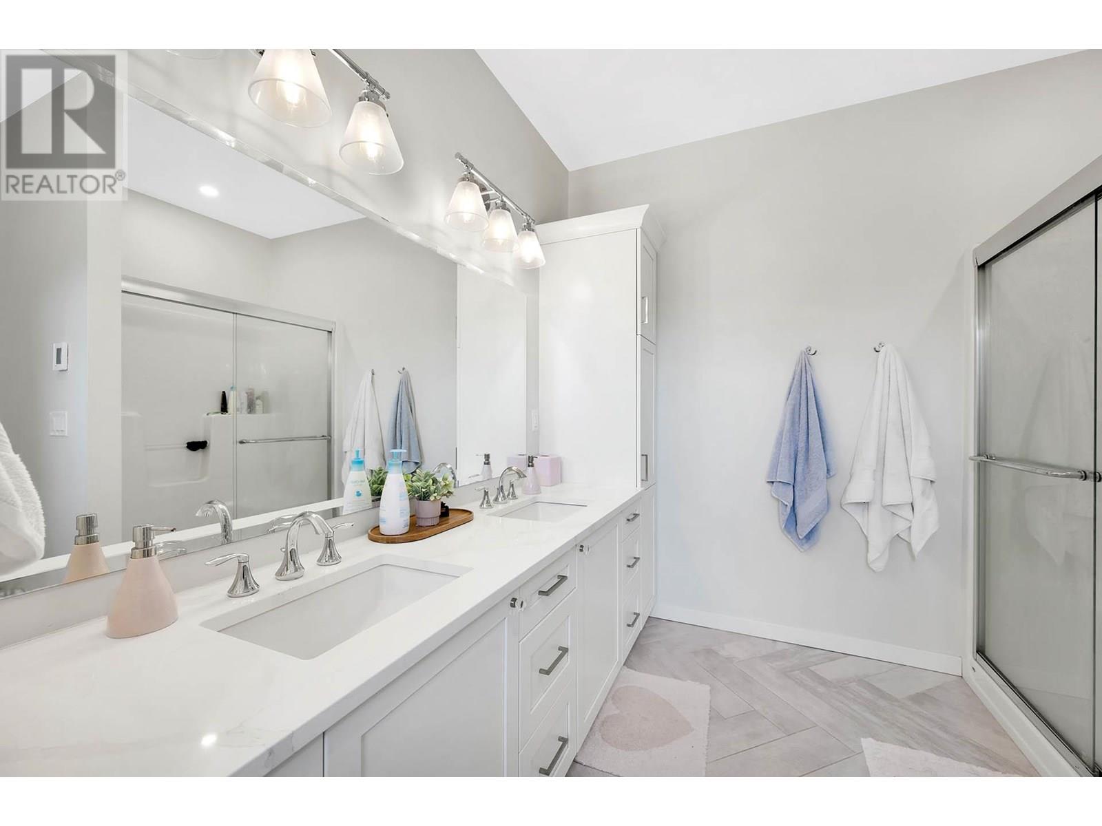 Property at 198 CHETWYND Drive image 4