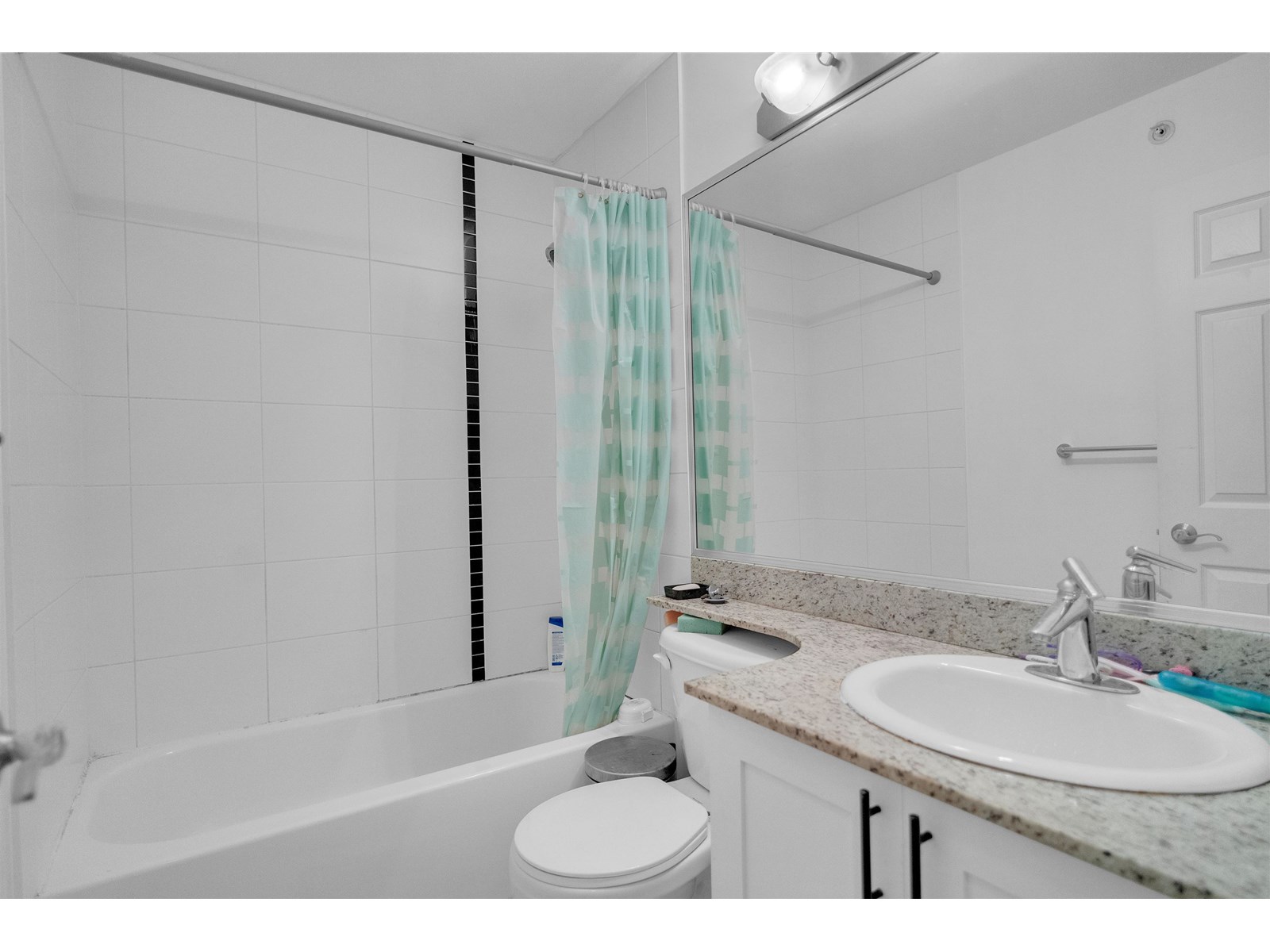 210 13958 108 Avenue, Surrey, British Columbia  V3T 0B4 - Photo 10 - R3032649