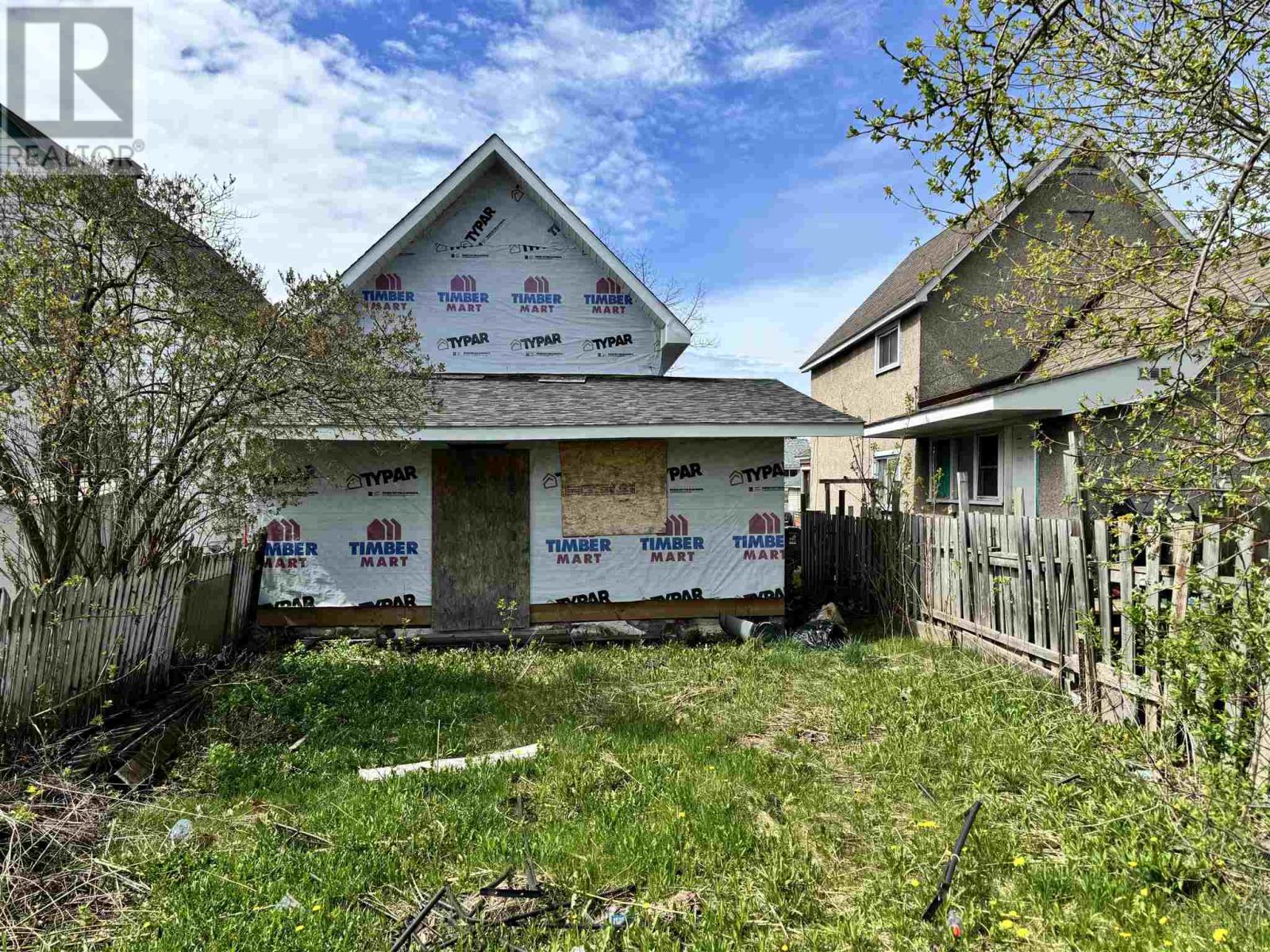 8 Grace St, Sault Ste. Marie, Ontario  P6A 2S6 - Photo 2 - SM250883