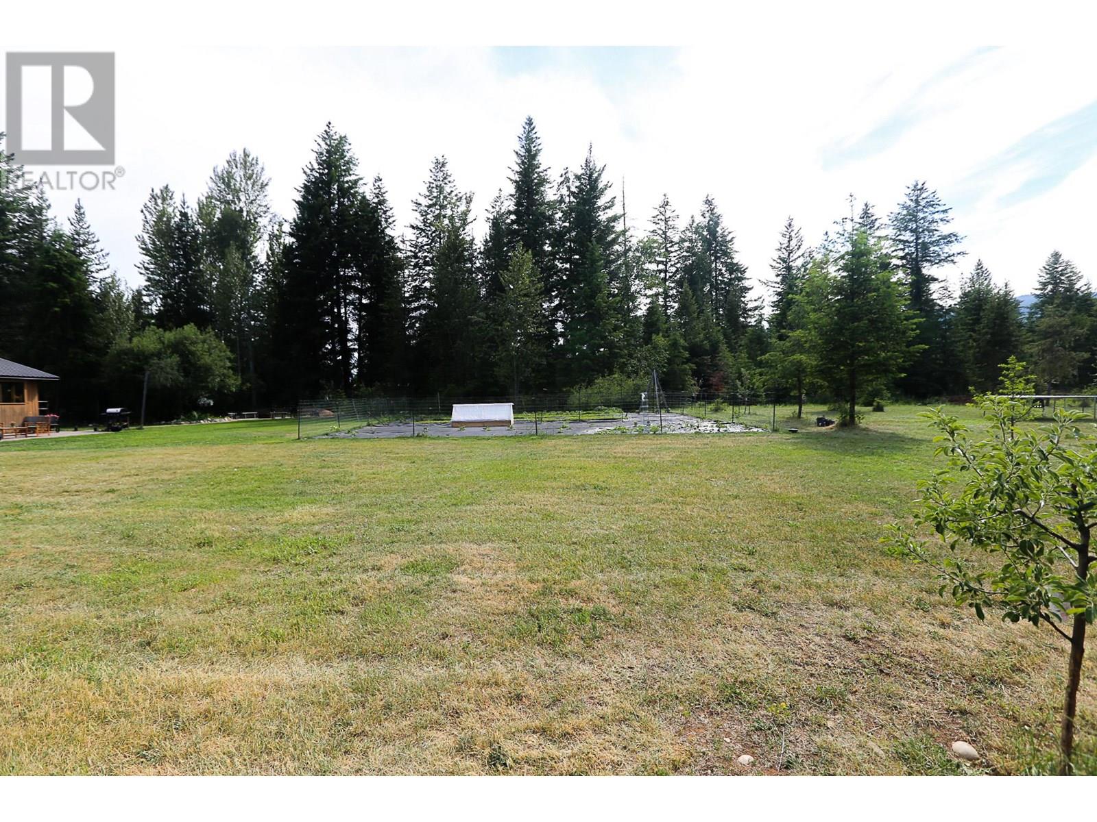 1133 Caroline Road, Clearwater, British Columbia  V0E 1N0 - Photo 30 - 10351836