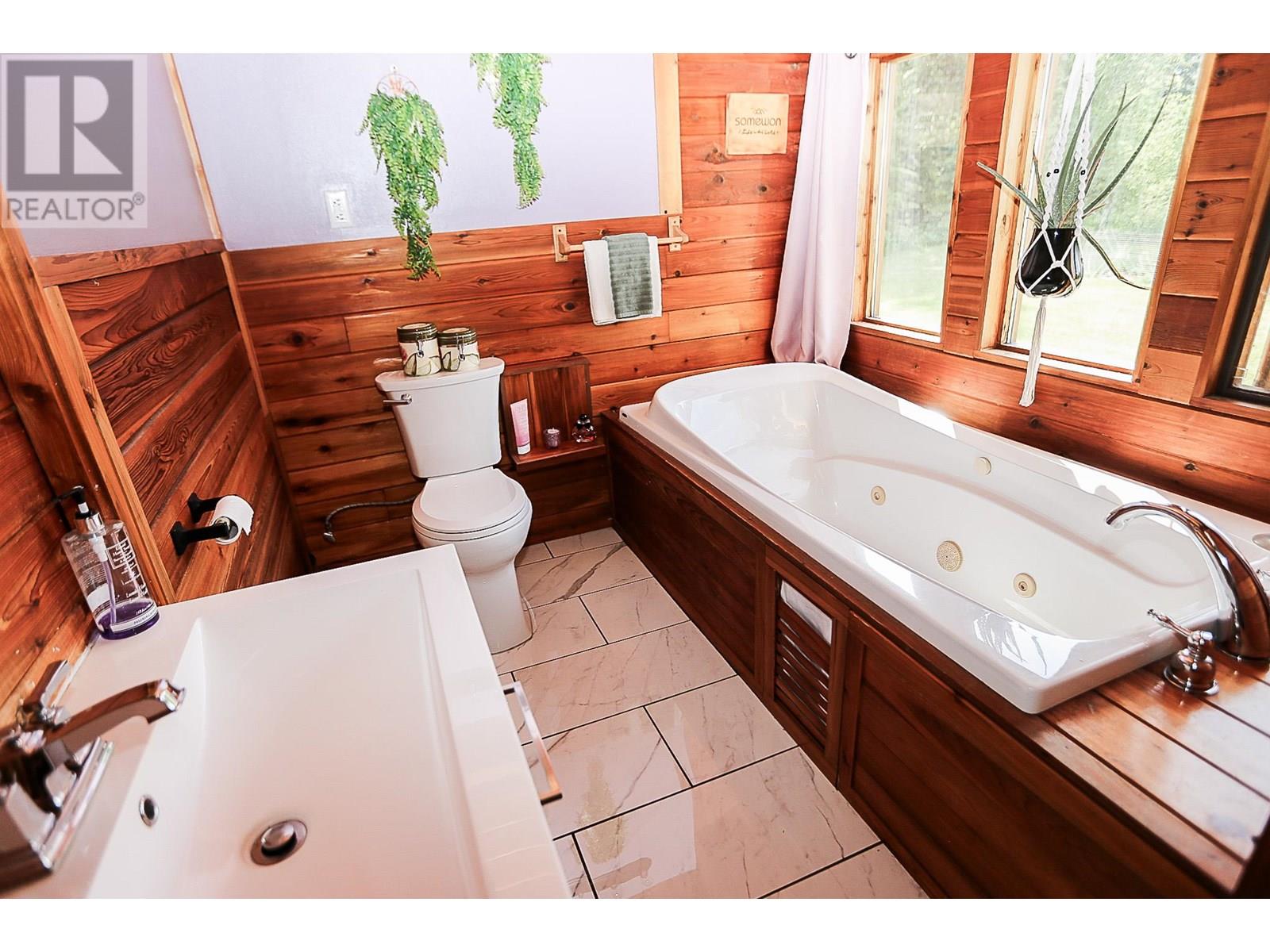 1133 Caroline Road, Clearwater, British Columbia  V0E 1N0 - Photo 19 - 10351836