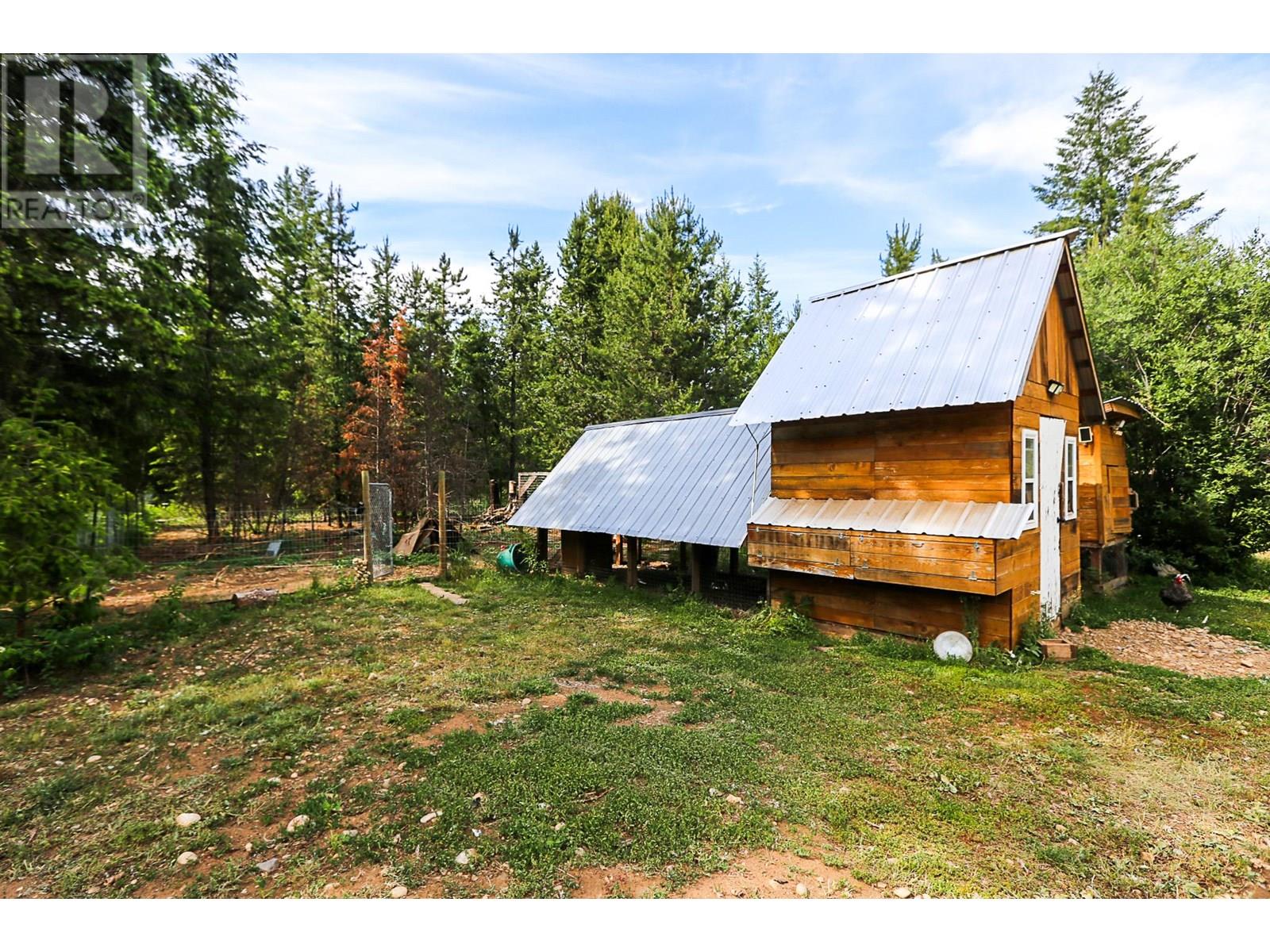 1133 Caroline Road, Clearwater, British Columbia  V0E 1N0 - Photo 32 - 10351836