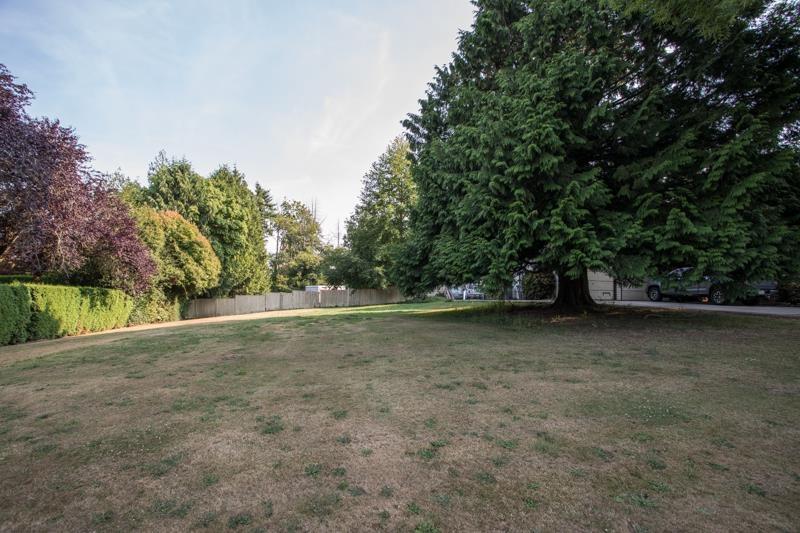 Property at 18278 21A AVENUE image 2