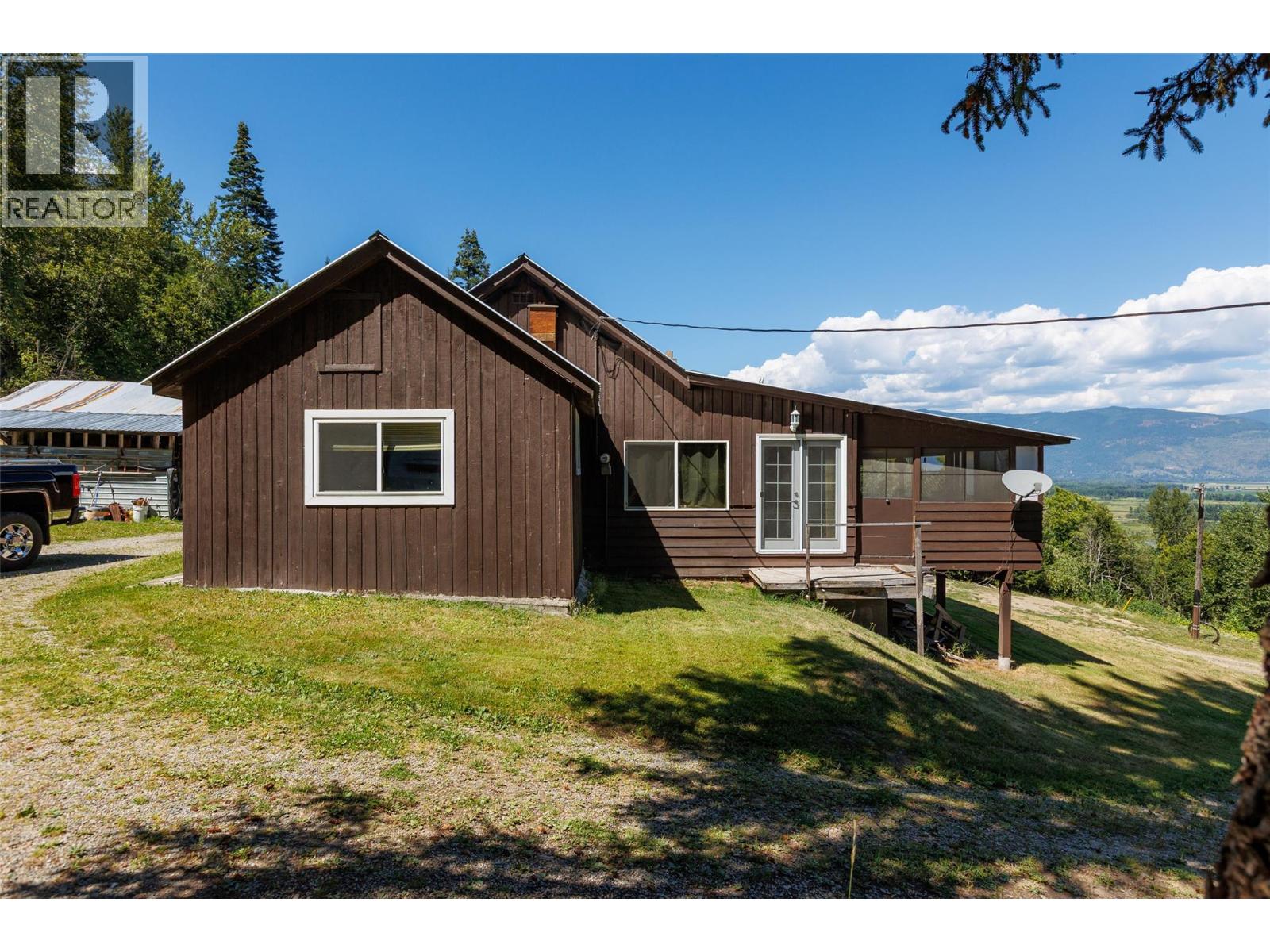 1655 Evans Road, Creston, British Columbia V0B 1G5 - Photo 2 - 10357633