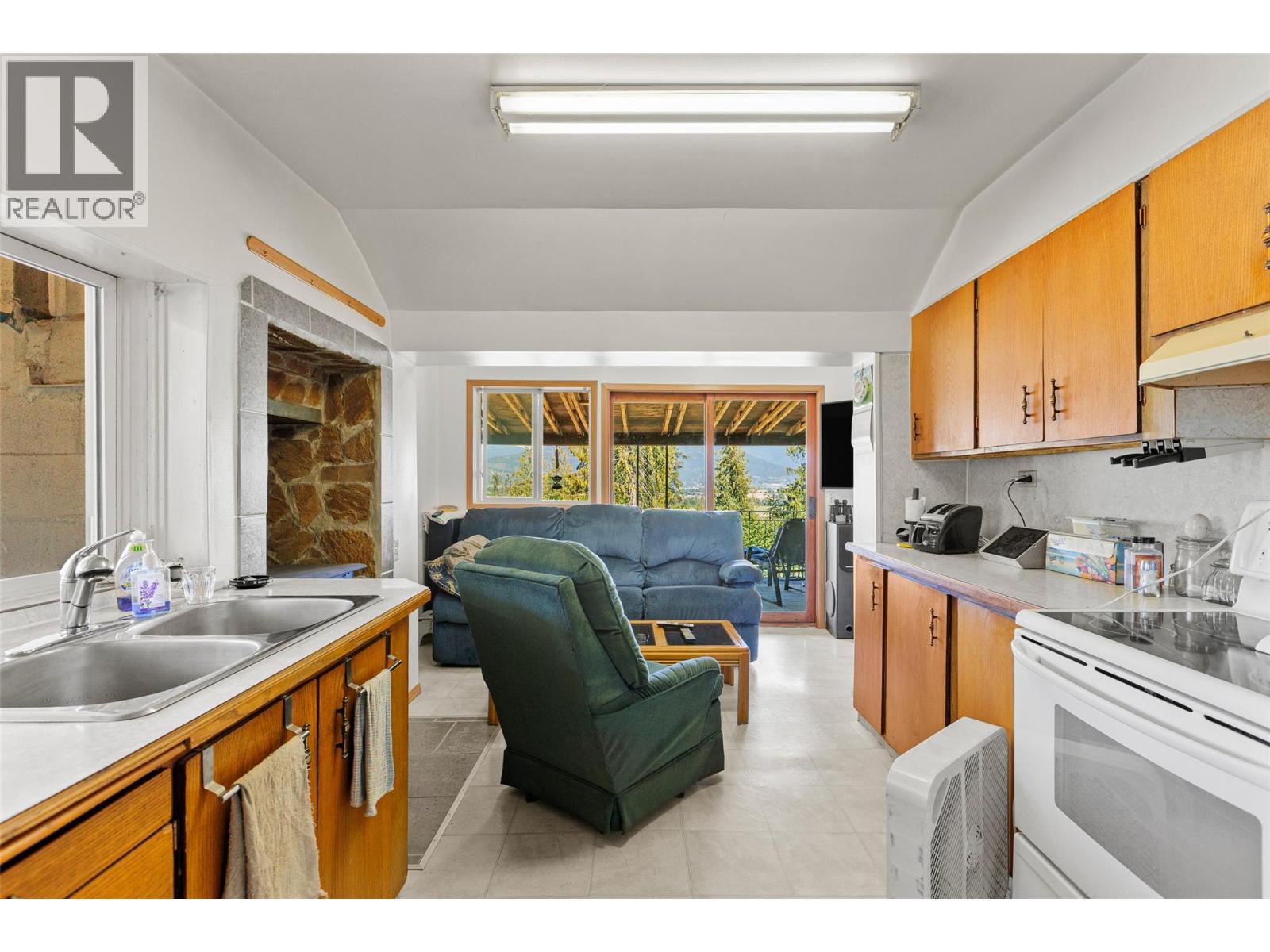 1655 Evans Road, Creston, British Columbia V0B 1G5 - Photo 6 - 10357633