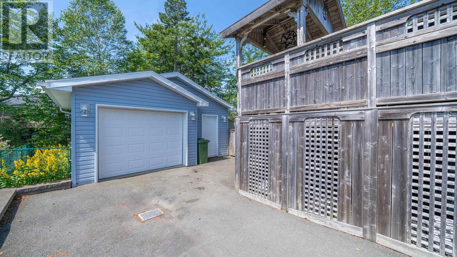 Property at 69 Carlisle Drive image 2