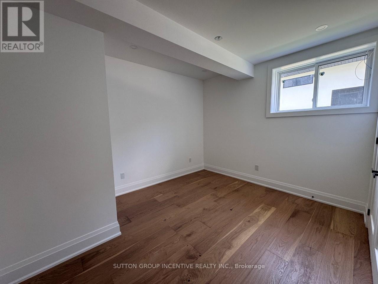 5 Jean Miller Court, Springwater, Ontario  L9X 2B1 - Photo 23 - S12320825