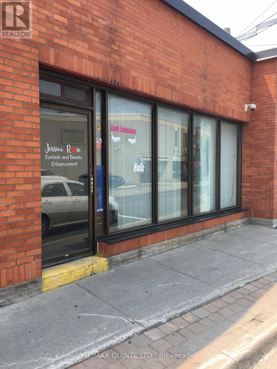 17 King Street, Quinte West, Ontario  K8V 3V7 - Photo 2 - X12127478