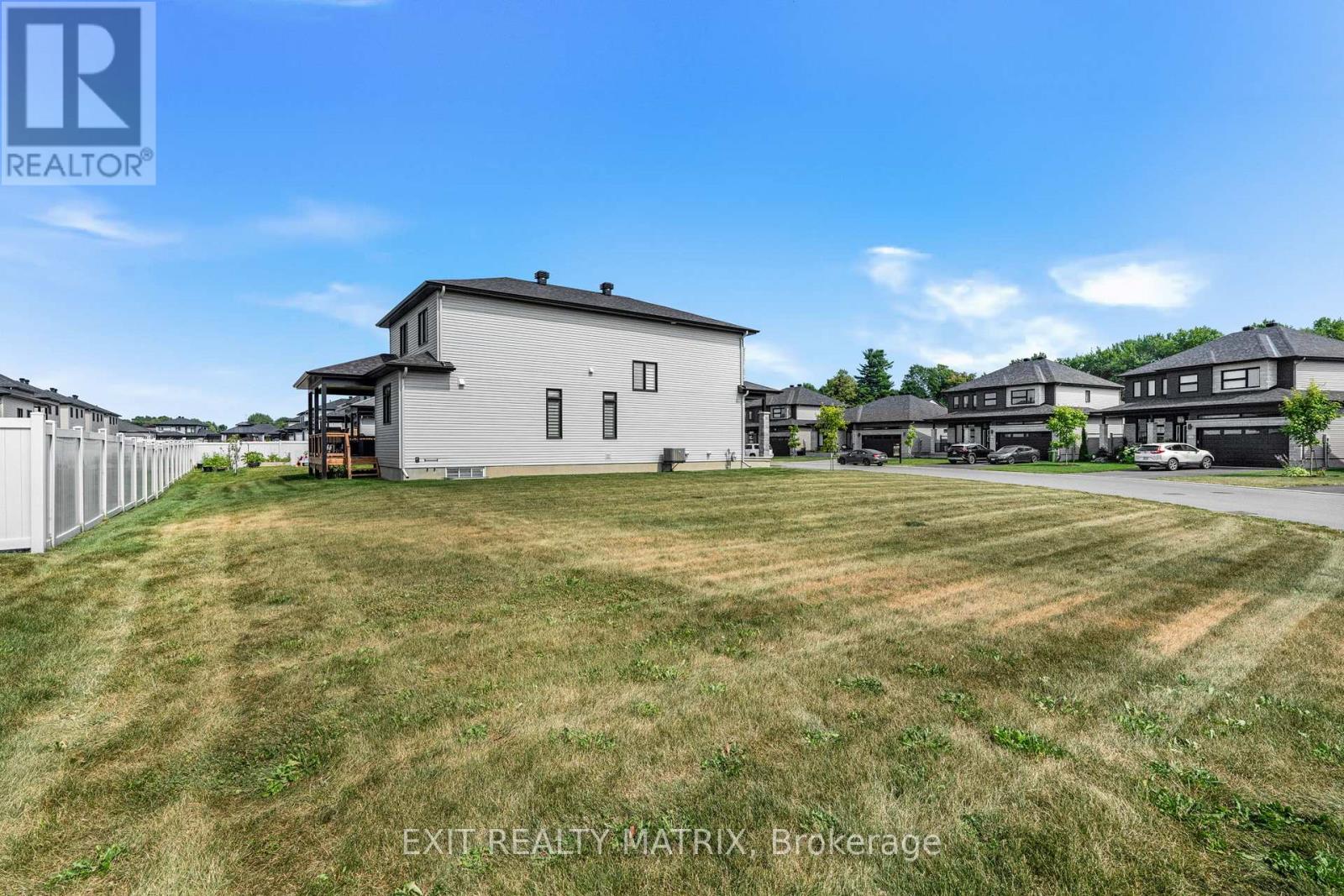 1143 Avignon Street, Russell, Ontario  K0A 1W0 - Photo 32 - X12318014