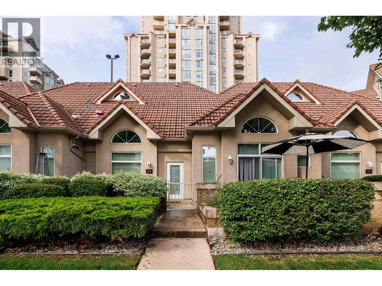 1128 Sunset Drive Unit# 102, kelowna, British Columbia