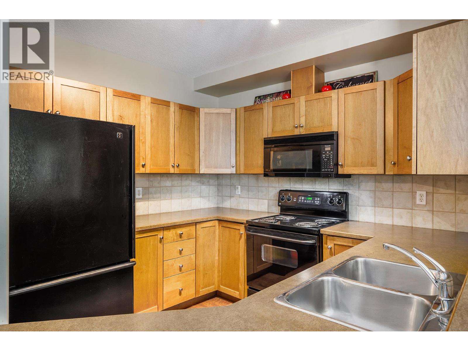 1128 Sunset Drive Unit# 102, Kelowna, British Columbia  V1Y 9W1 - Photo 11 - 10357830