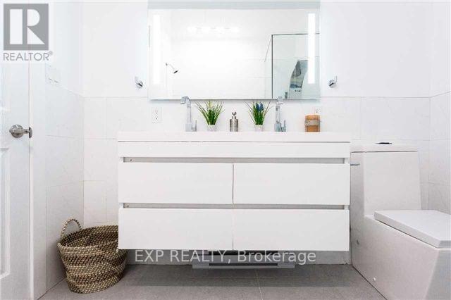 Upper - 122 Parkmount Road, Toronto, Ontario  M4J 4V4 - Photo 6 - E12113596