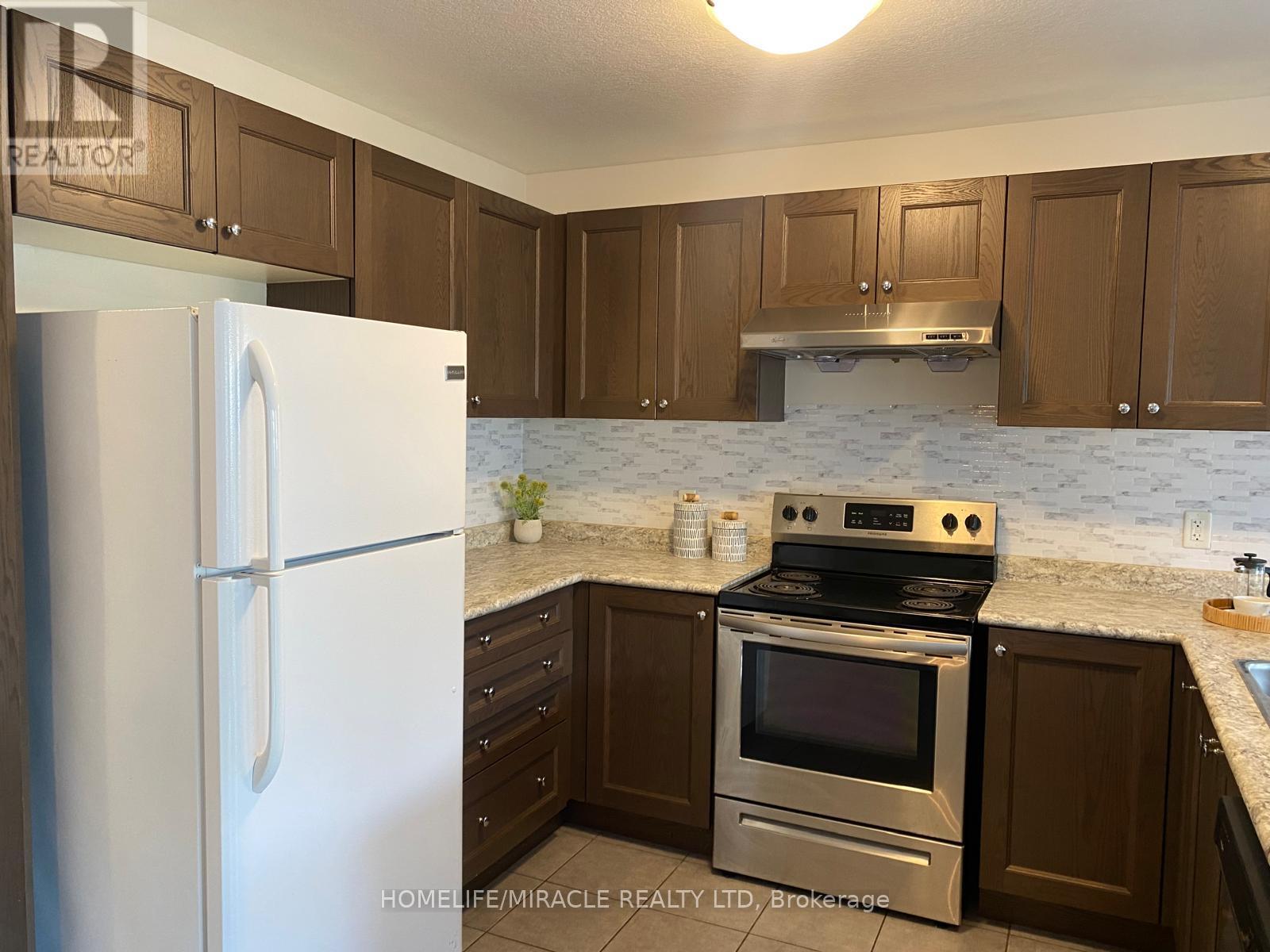 46 - 135 Hardcastle Drive, Cambridge, Ontario  N1S 0B6 - Photo 11 - X12320846