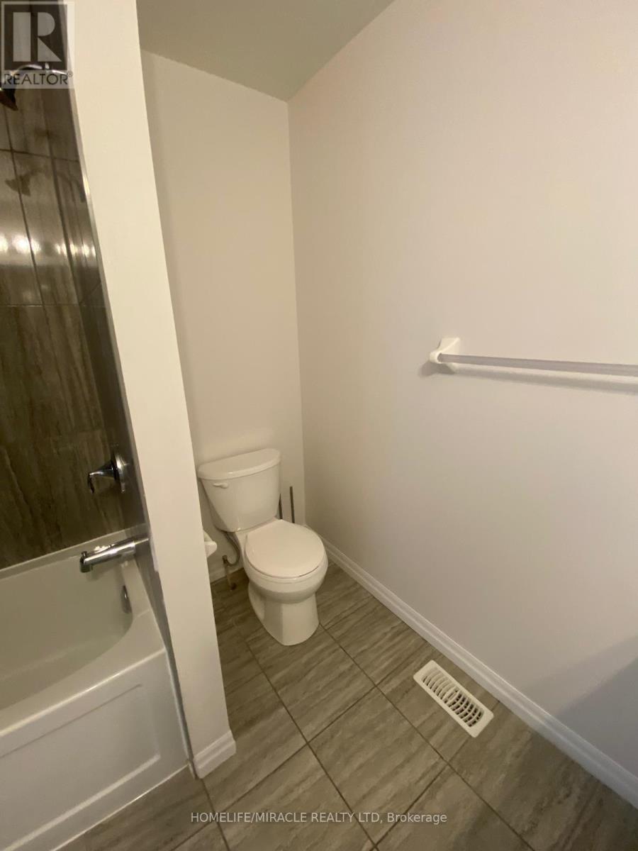 46 - 135 Hardcastle Drive, Cambridge, Ontario  N1S 0B6 - Photo 37 - X12320846