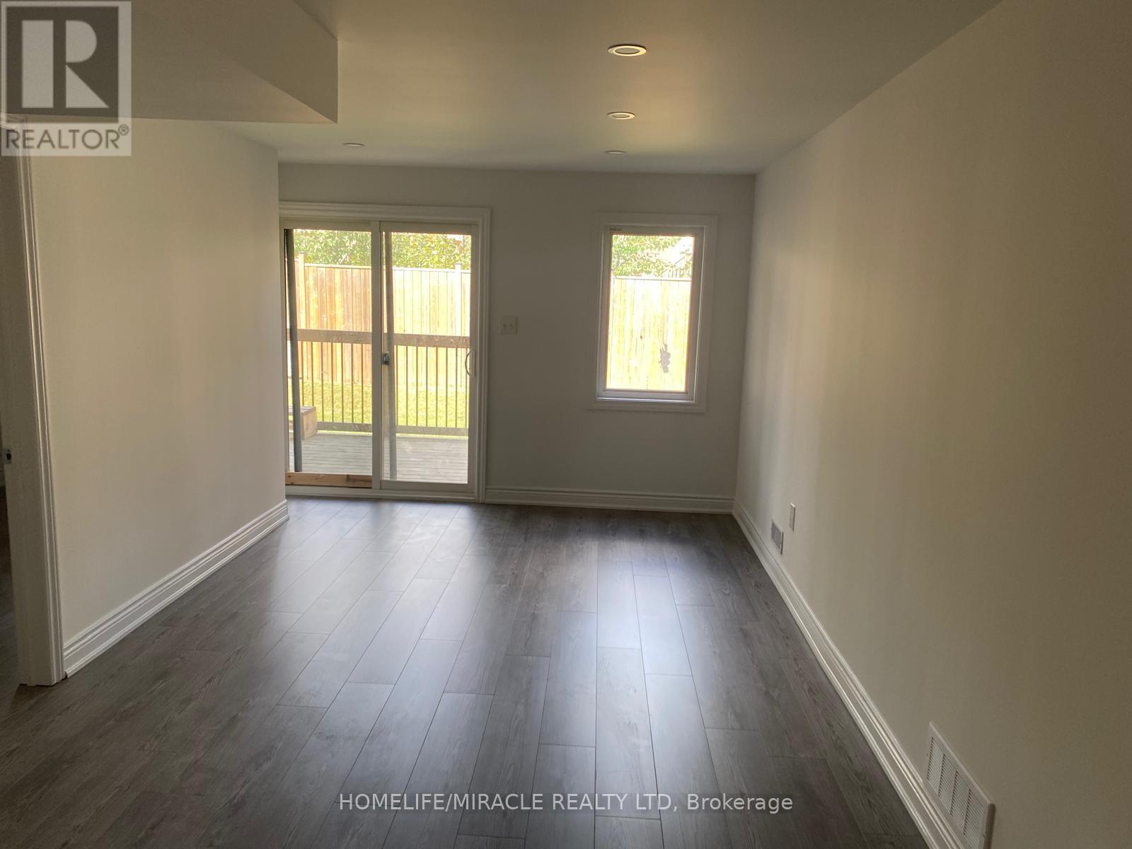 46 - 135 Hardcastle Drive, Cambridge, Ontario  N1S 0B6 - Photo 39 - X12320846