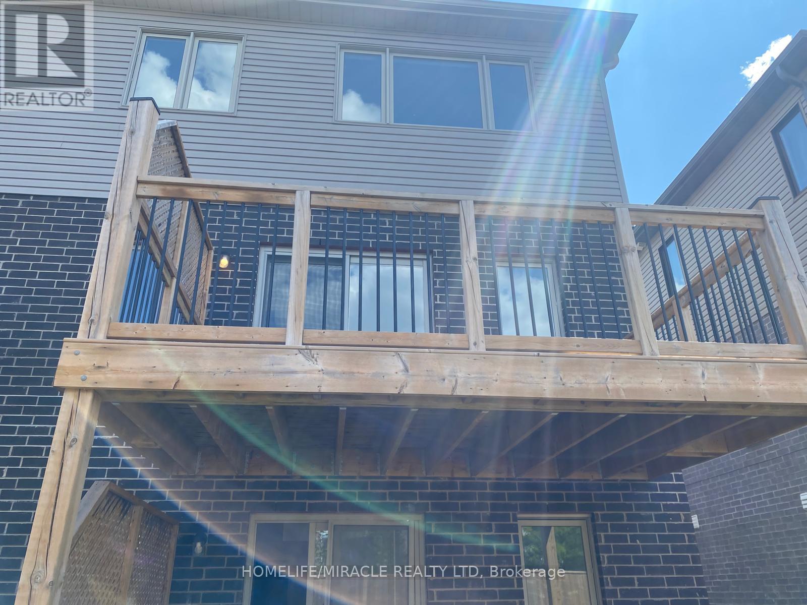 46 - 135 Hardcastle Drive, Cambridge, Ontario  N1S 0B6 - Photo 43 - X12320846