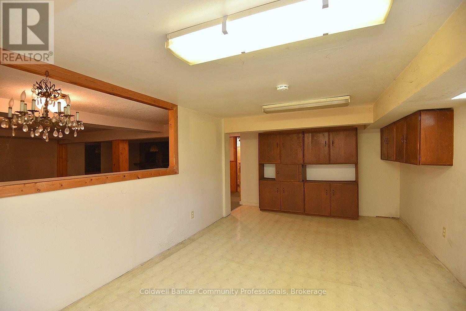 6692 Barker Street, Niagara Falls, Ontario  L2G 1Z2 - Photo 29 - X12320898