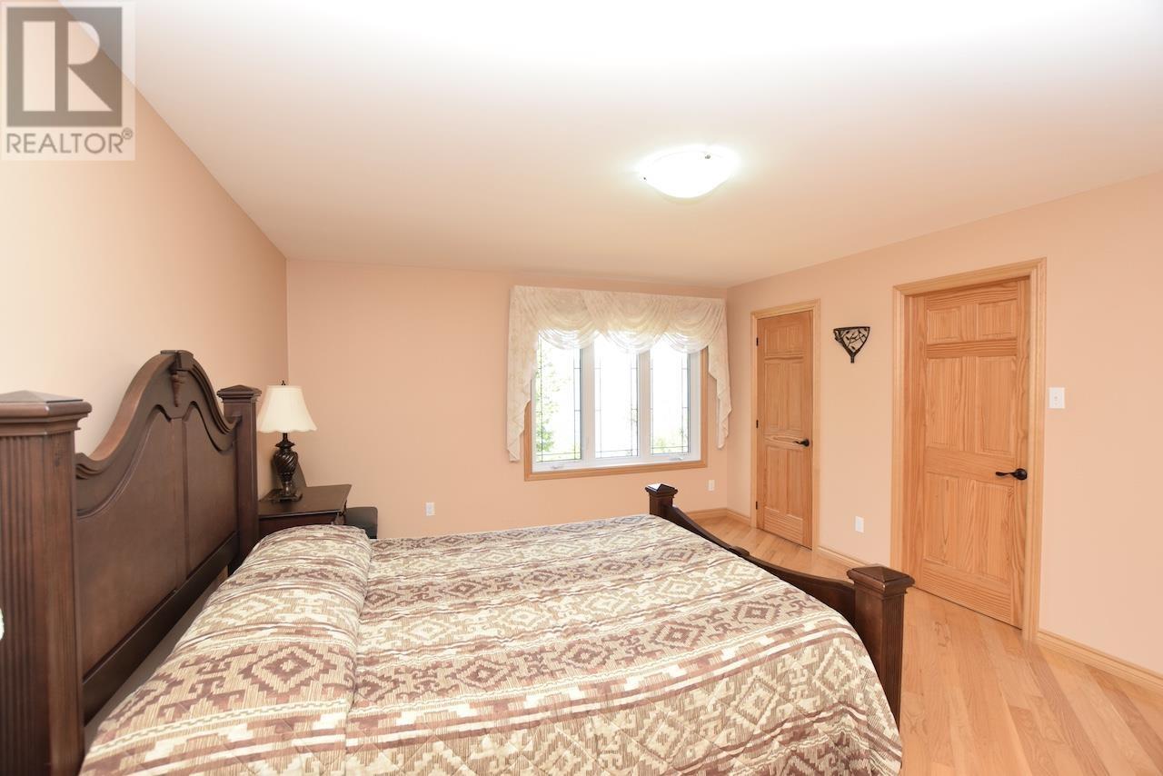 539 Leisure Bay Rd, Blind River, Ontario  P0R 1B0 - Photo 16 - SM250963