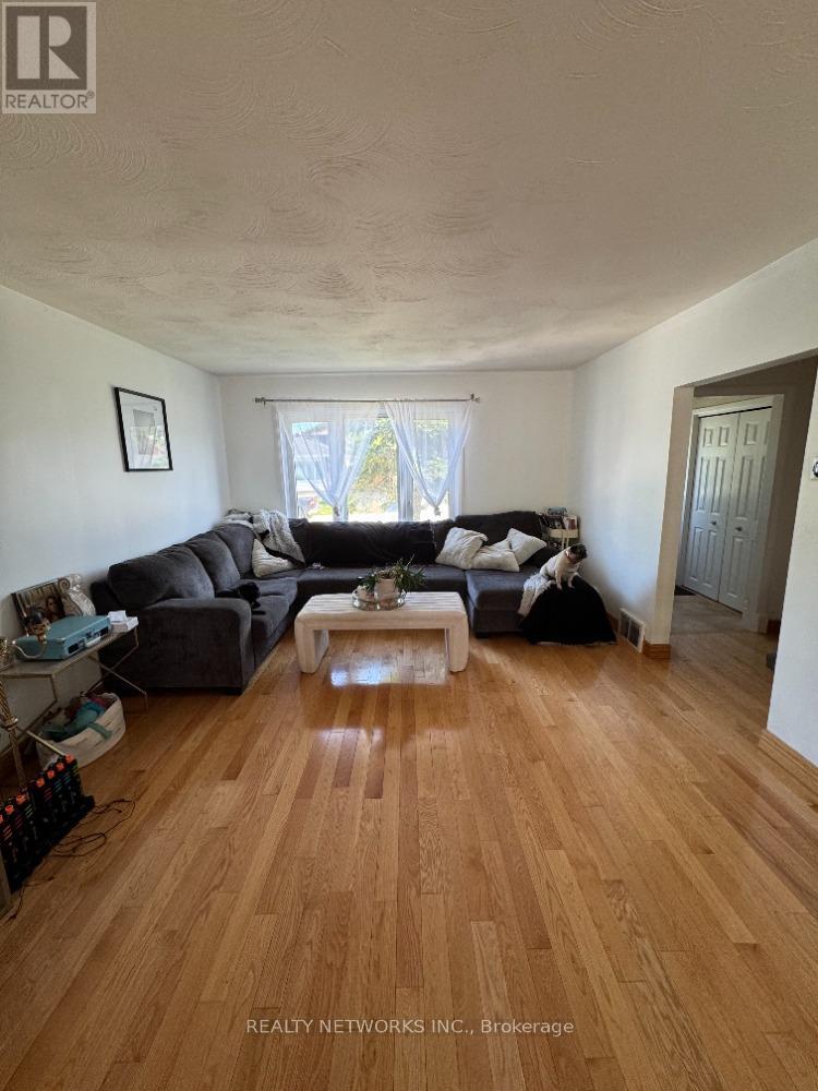 Property at 621 HOWARD AVENUE image 4