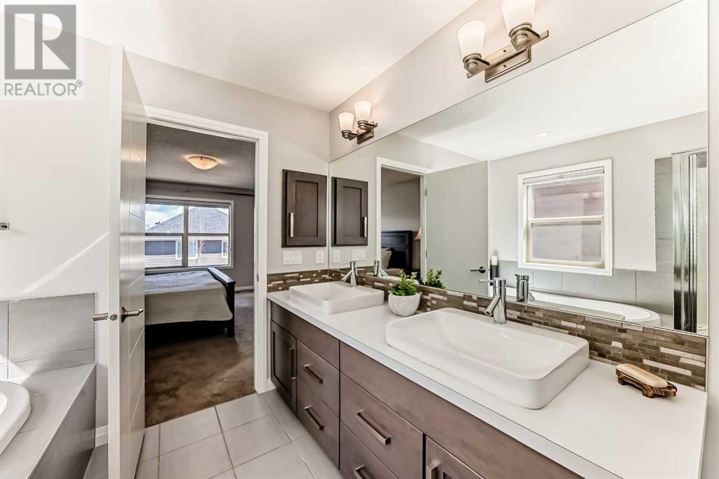 Property at 22 Riviera Place image 5