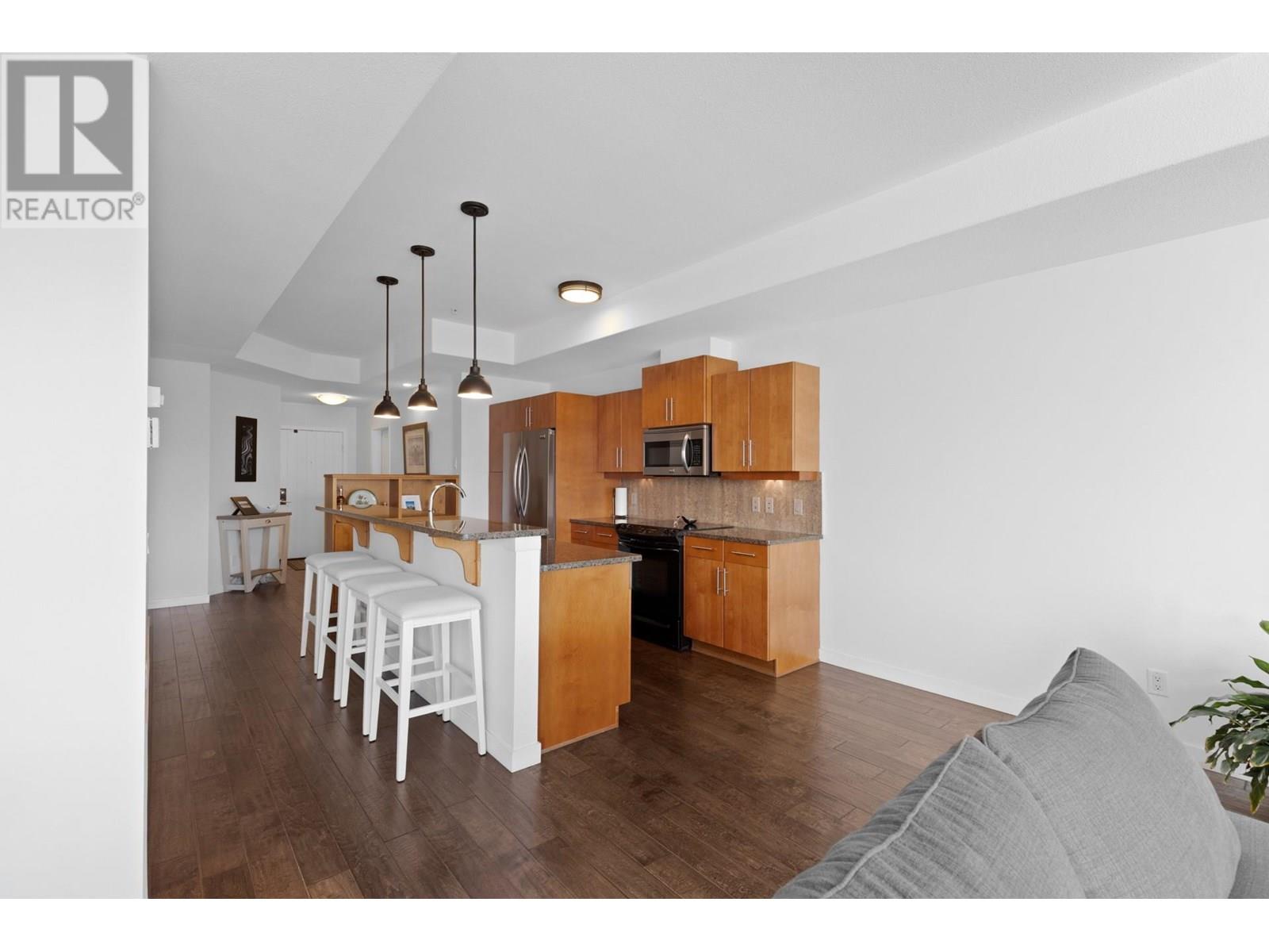 1933 Ambrosi Road Unit# 301, Kelowna, British Columbia  V1Y 4S1 - Photo 8 - 10358120