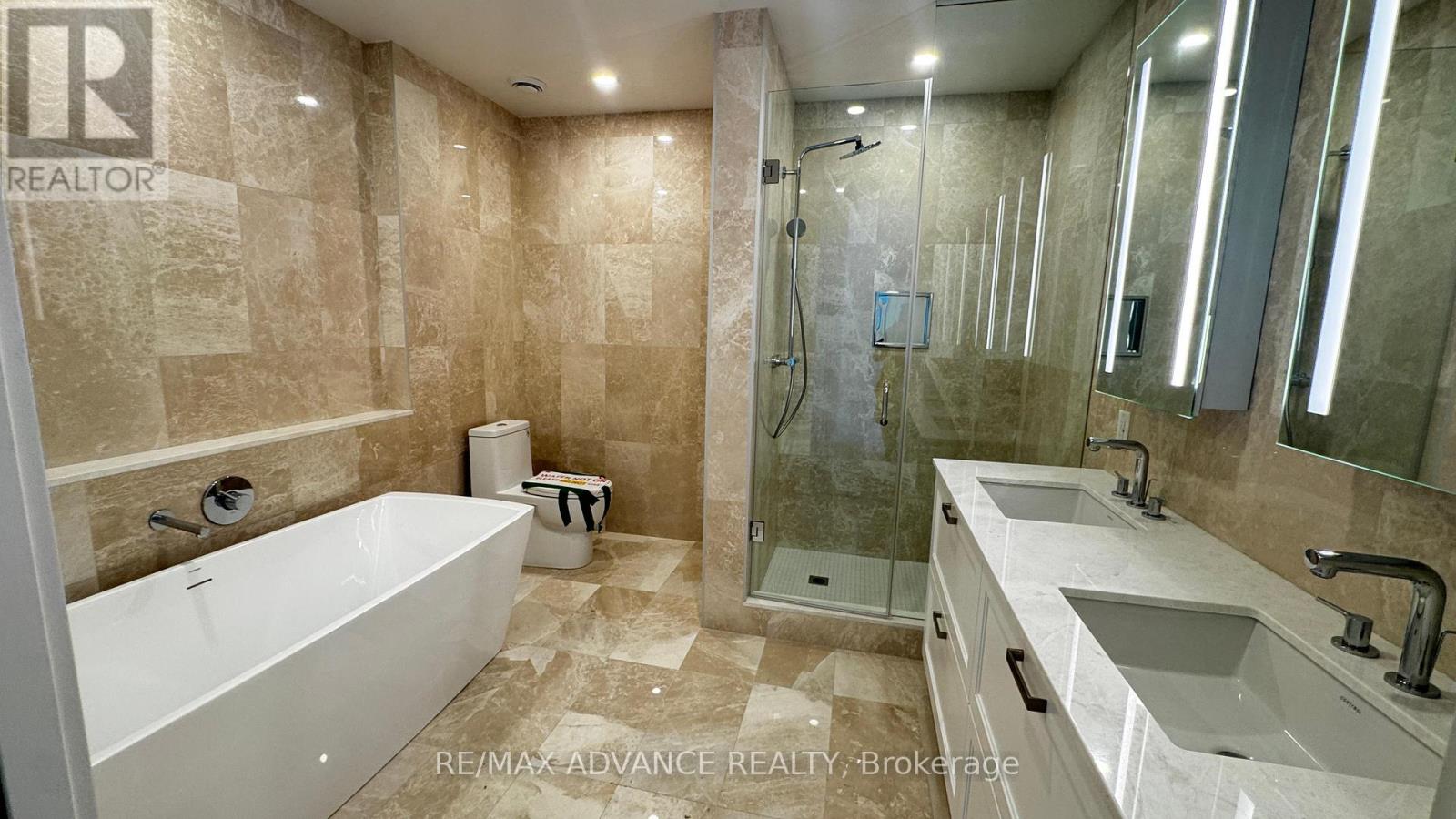 Gl17 - 399 Royal Orchard Boulevard, Markham, Ontario  L3T 0H3 - Photo 10 - N12320874