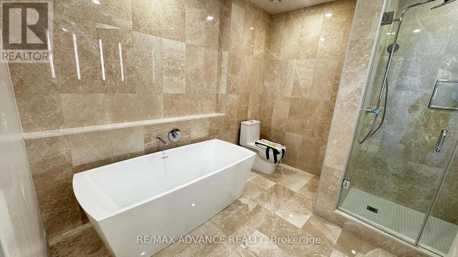 Gl17 - 399 Royal Orchard Boulevard, Markham, Ontario  L3T 0H3 - Photo 13 - N12320874
