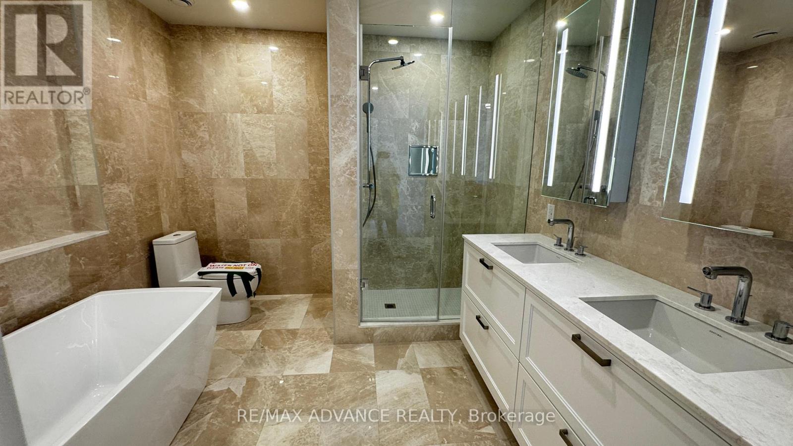 Gl17 - 399 Royal Orchard Boulevard, Markham, Ontario  L3T 0H3 - Photo 14 - N12320874