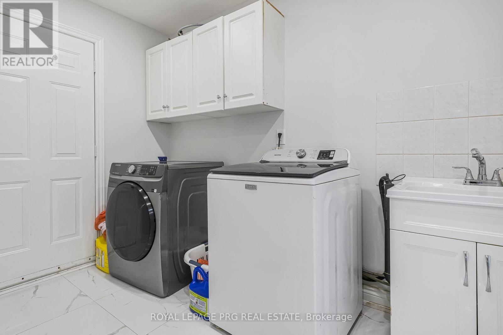 226 Mountainberry Road, Brampton, Ontario  L6R 1W3 - Photo 7 - W12320875