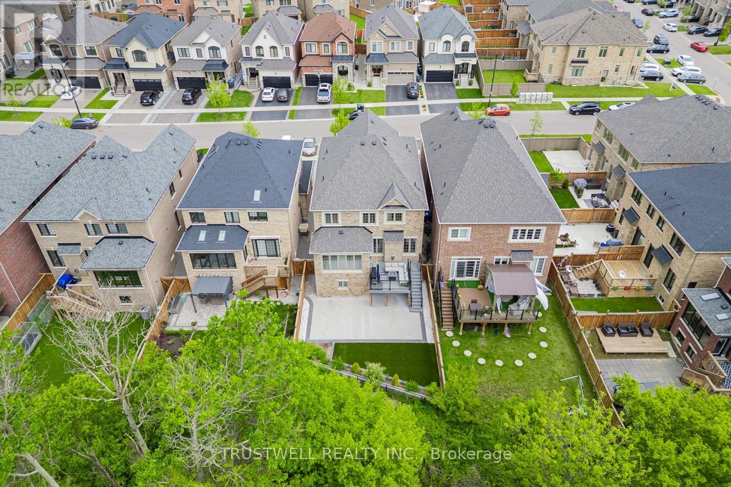 12 Vineyard Drive, Brampton (Bram West), Ontario  L6Y 2A5 - Photo 45 - W12320912