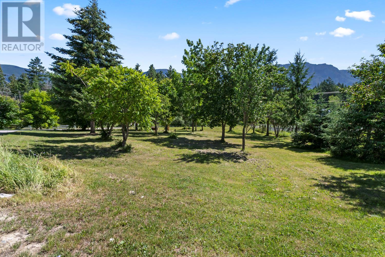 3095 Canyon Lister Road, Lister, British Columbia V0B 1C1 - Photo 12 - 10357787