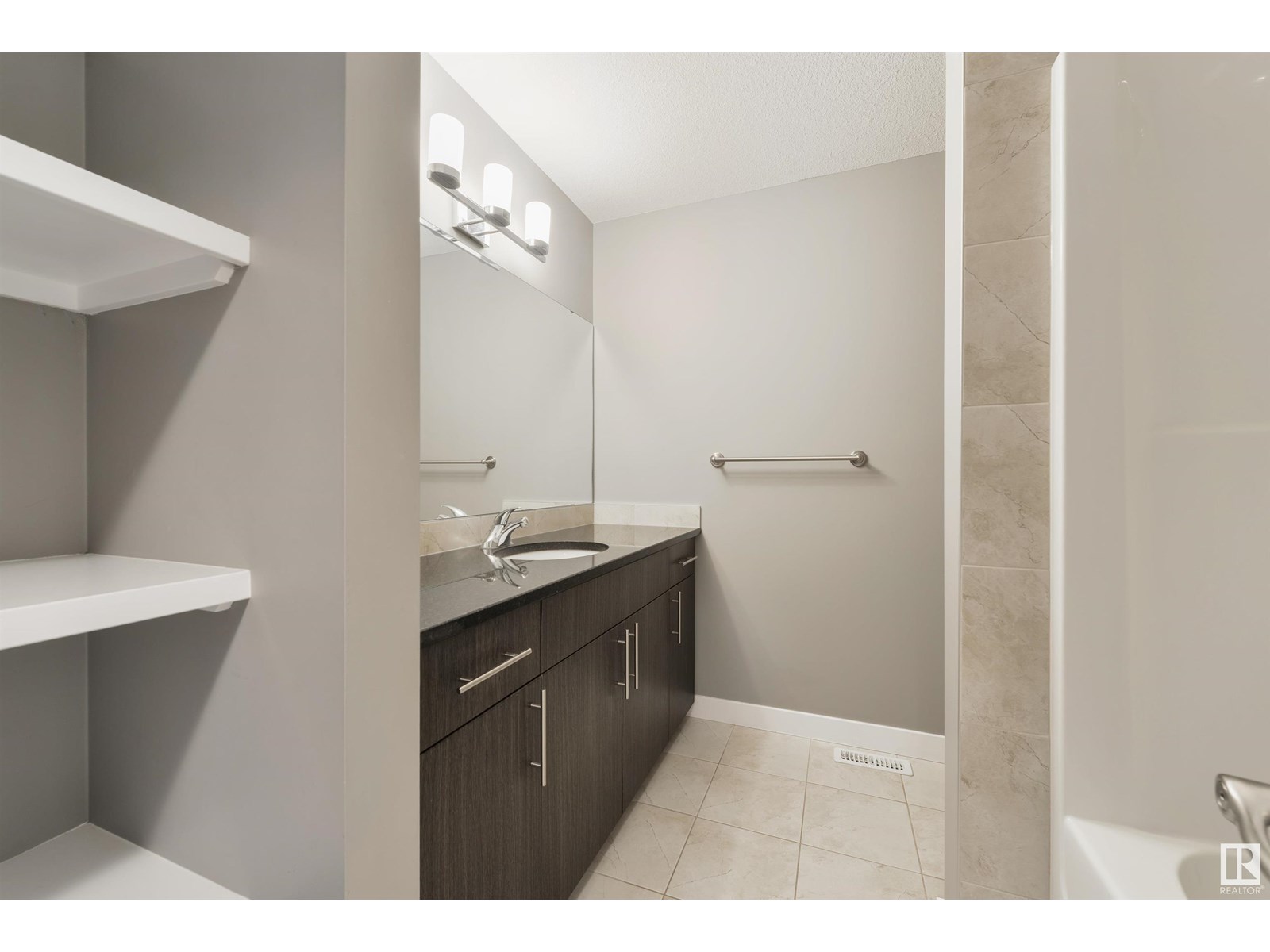 2328 Ware Cr Nw, Edmonton, Alberta  T6W 2W5 - Photo 31 - E4450884