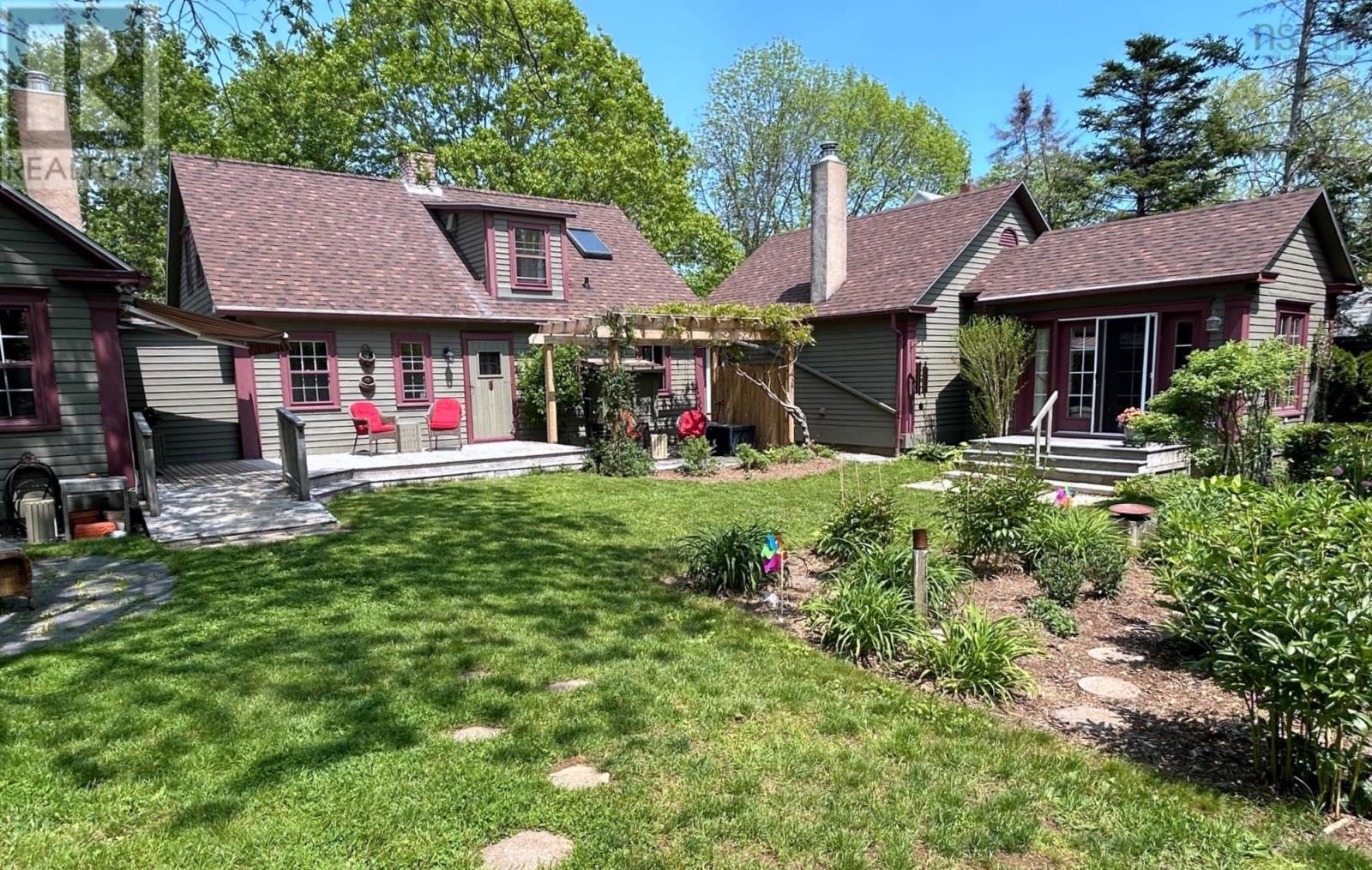 Property at 328 Main Street image 2