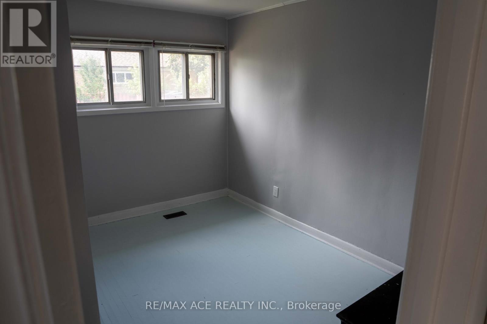 6 Seminole Avenue, Toronto, Ontario  M1J 1M9 - Photo 18 - E12321004