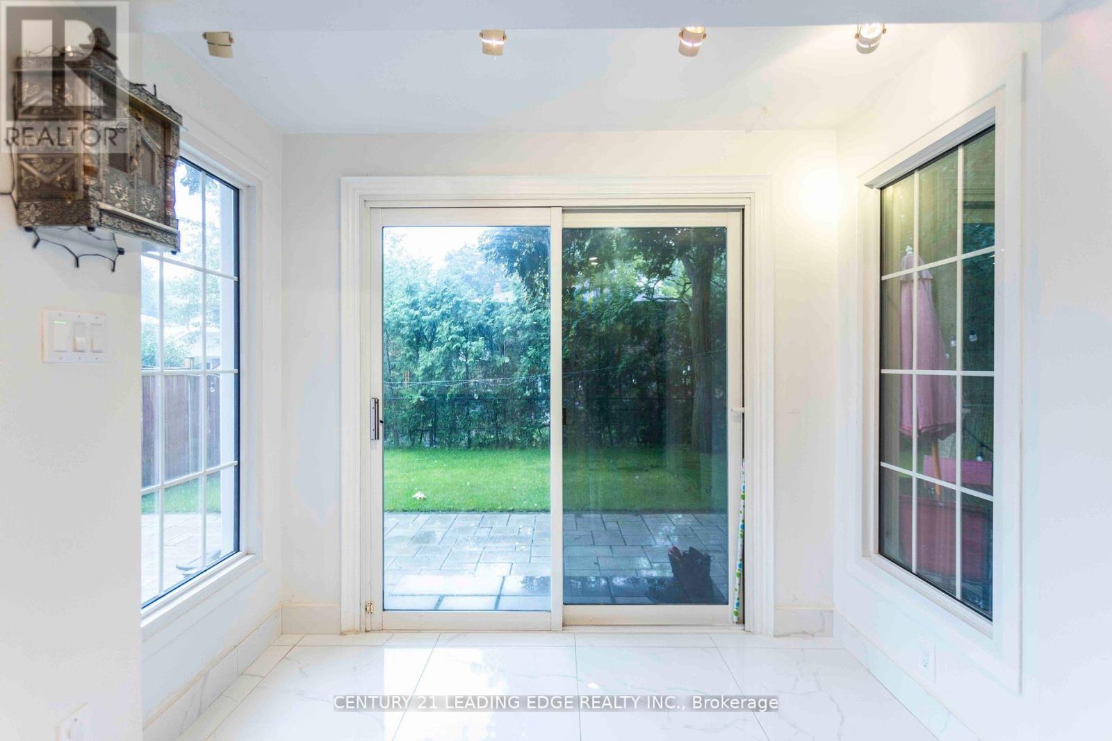 49 Harringay Crescent, Toronto, Ontario  M1W 1Z4 - Photo 18 - E12321007