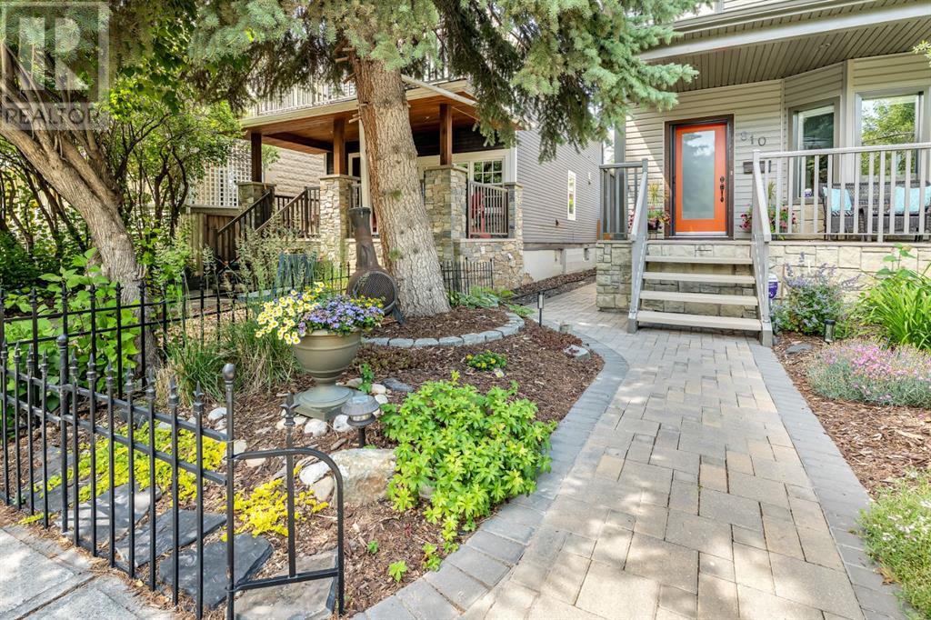 Property at 810 3 Avenue NW image 2