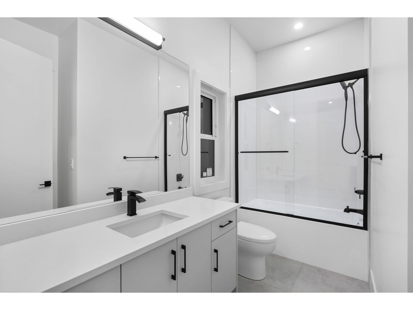 32945 Best Avenue, Mission, British Columbia  V2V 2S7 - Photo 32 - R2968969