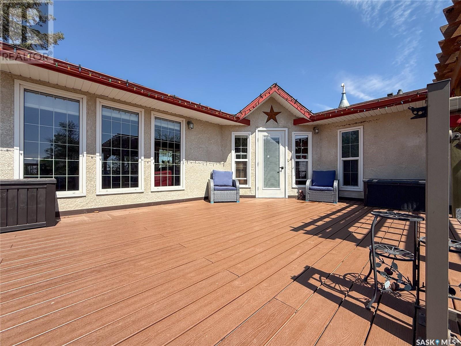 117 2nd Street W, Frontier, Saskatchewan  S0N 0W0 - Photo 42 - SK014474