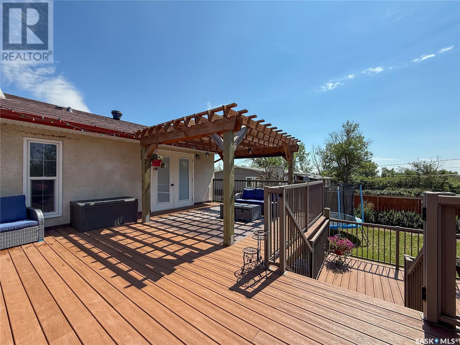 117 2nd Street W, Frontier, Saskatchewan  S0N 0W0 - Photo 43 - SK014474