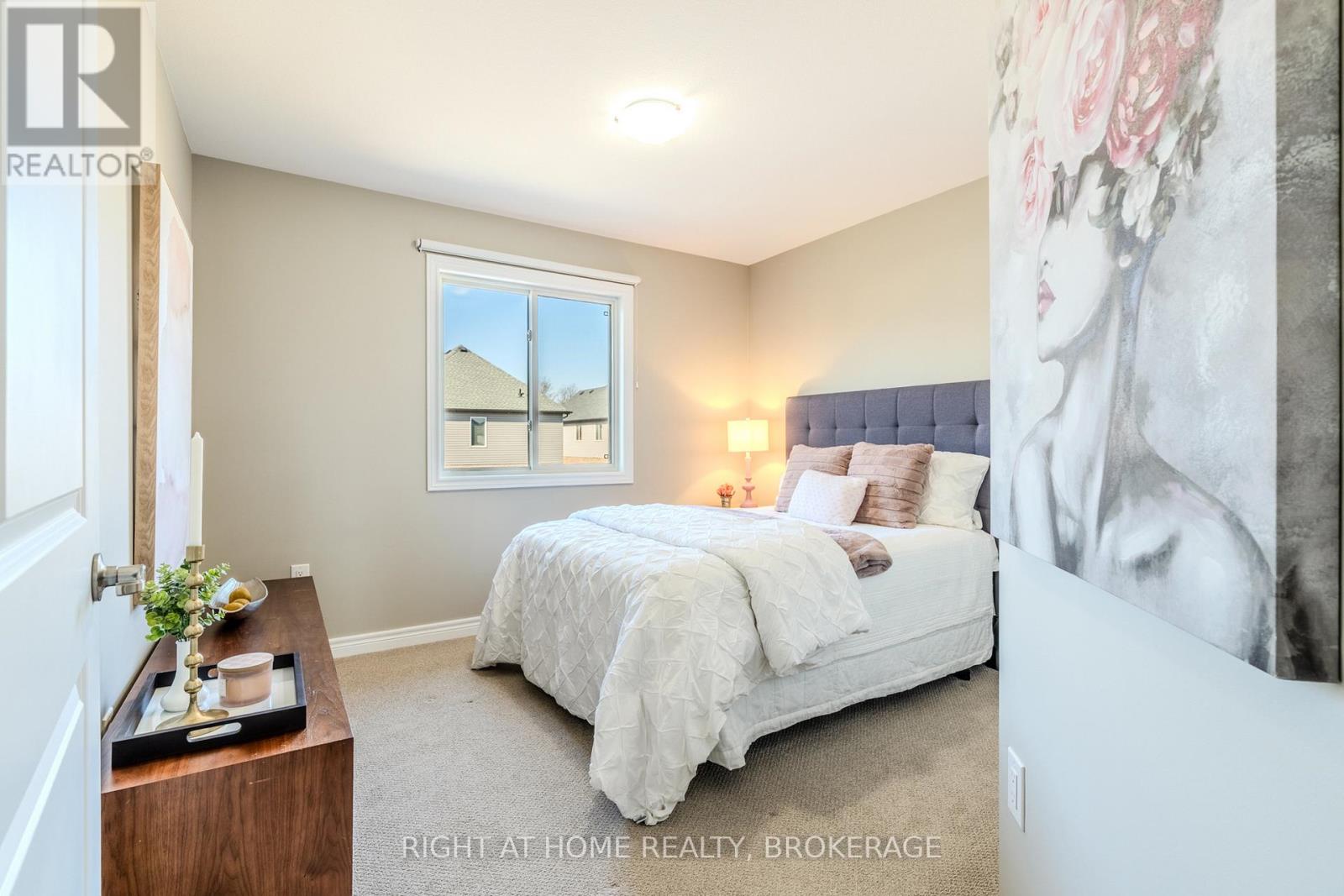 7787 Hanniwell Street, Niagara Falls, Ontario  L2G 0H5 - Photo 31 - X12255240
