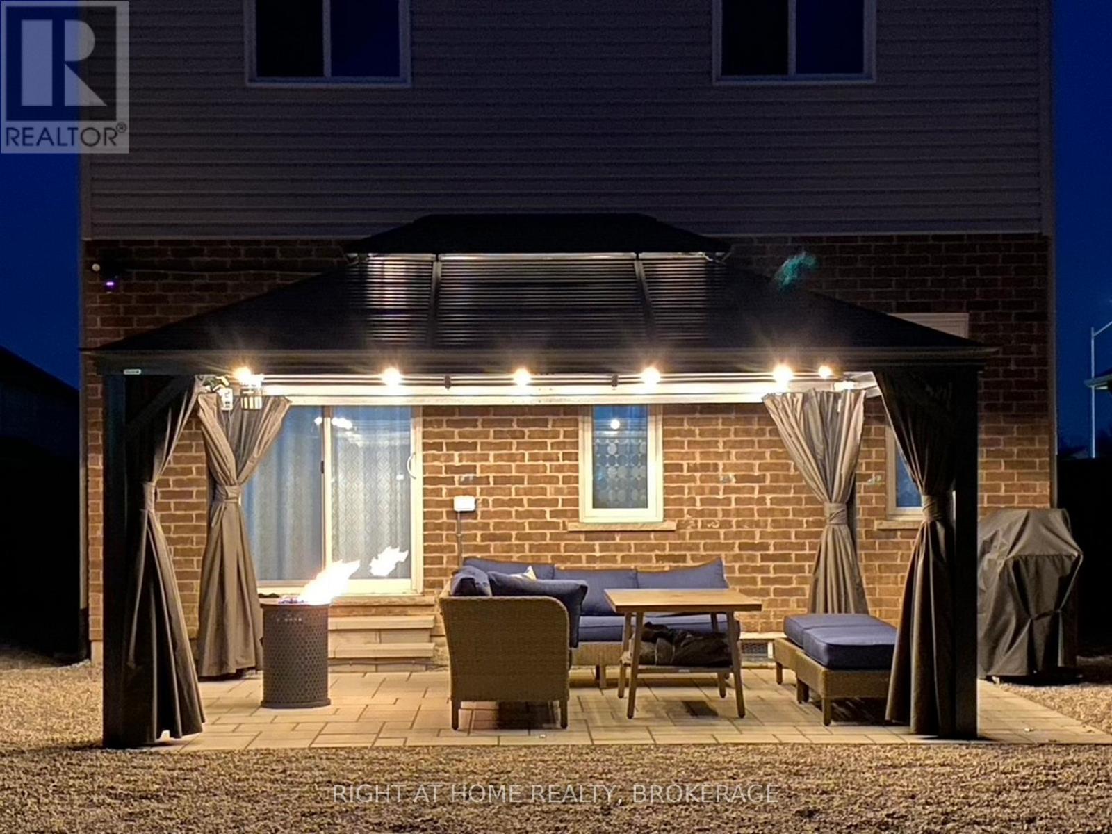 7787 Hanniwell Street, Niagara Falls, Ontario  L2G 0H5 - Photo 42 - X12255240