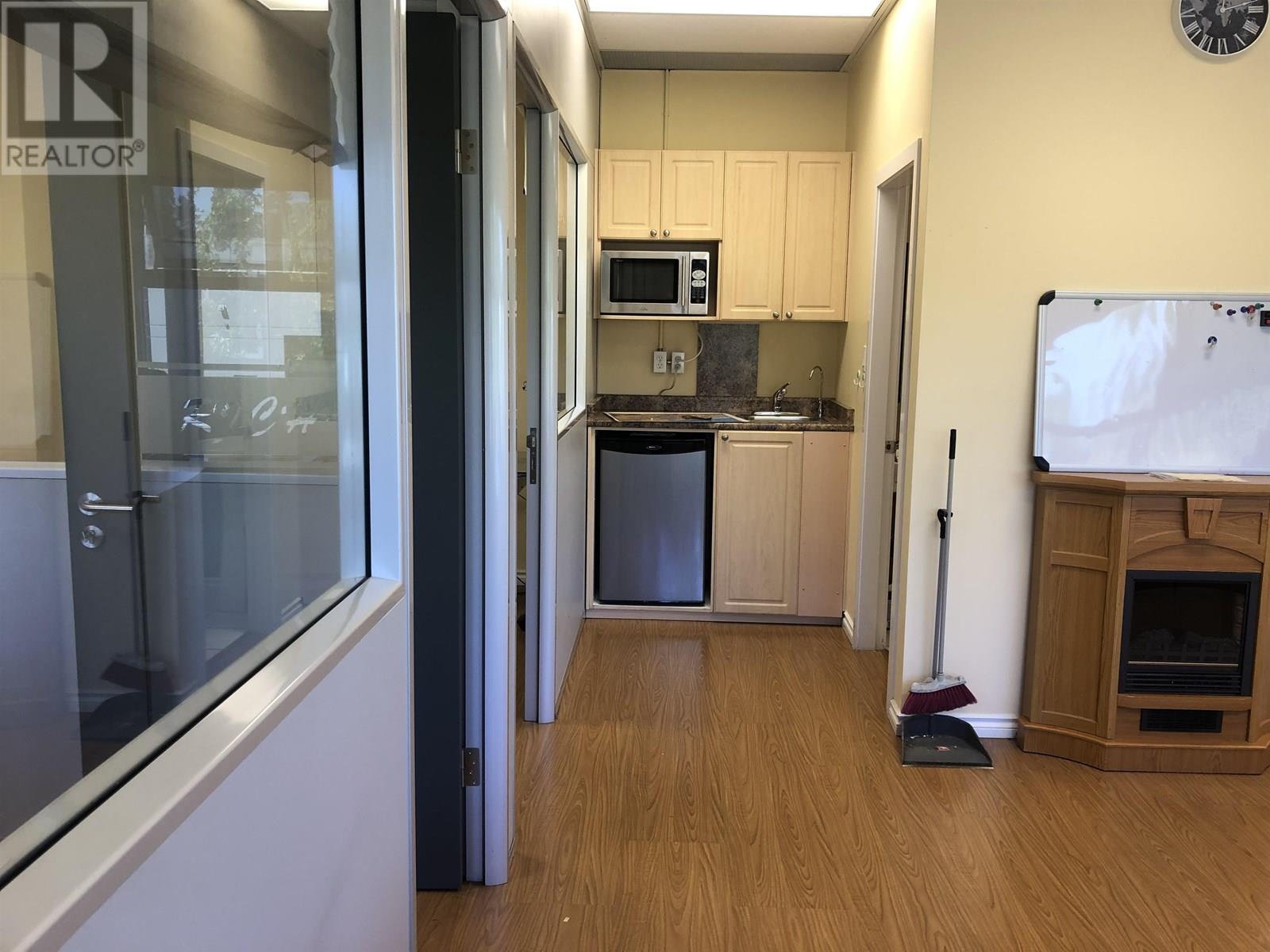 105 15100 Knox Way, Richmond, British Columbia  V6V 3A6 - Photo 10 - C8071168