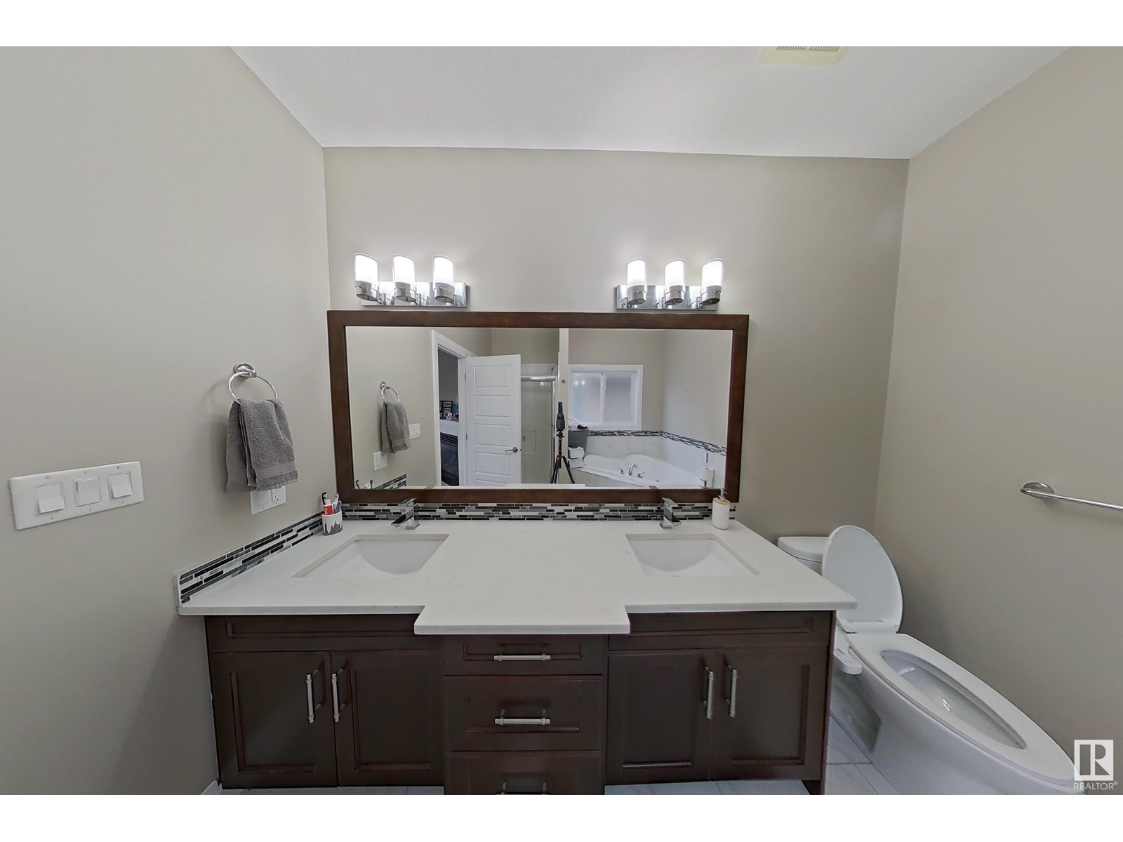 5121 1b Av Sw, Edmonton, Alberta  T6X 0Z7 - Photo 24 - E4450124