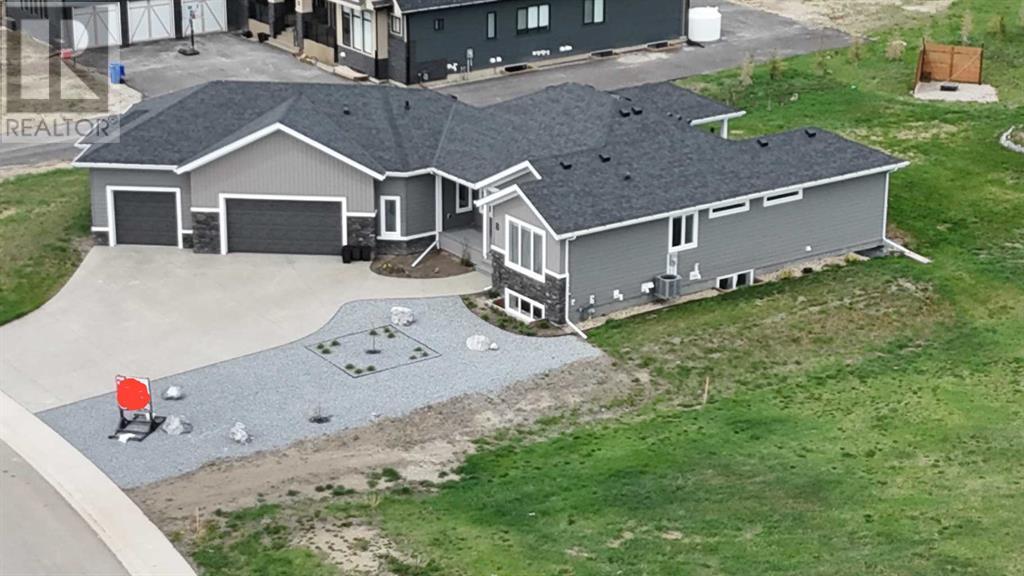 Property at 8 Kautz Close image 3