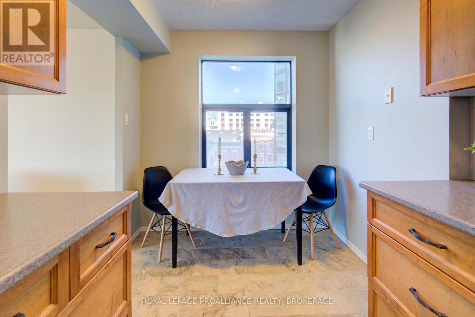 602 - 185 Ontario Street, Kingston, Ontario  K7L 2Y7 - Photo 14 - X12321050