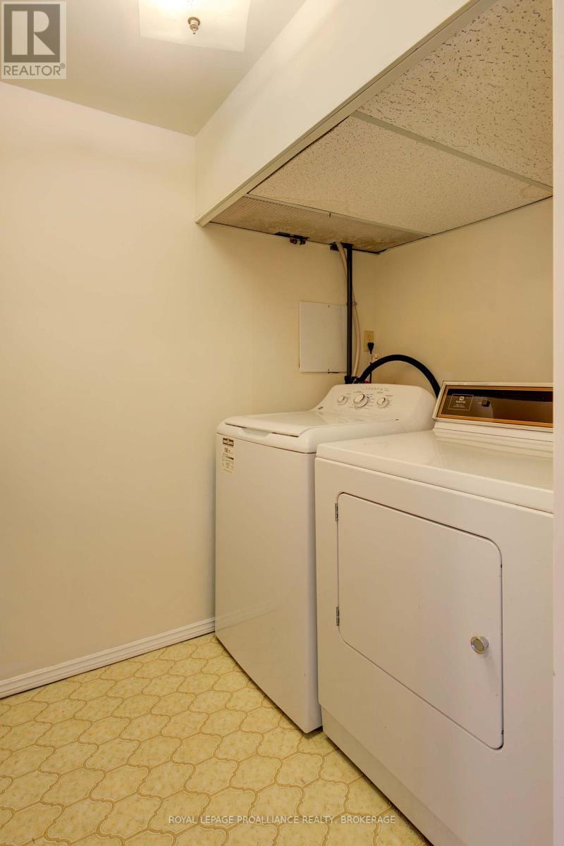 602 - 185 Ontario Street, Kingston, Ontario  K7L 2Y7 - Photo 29 - X12321050