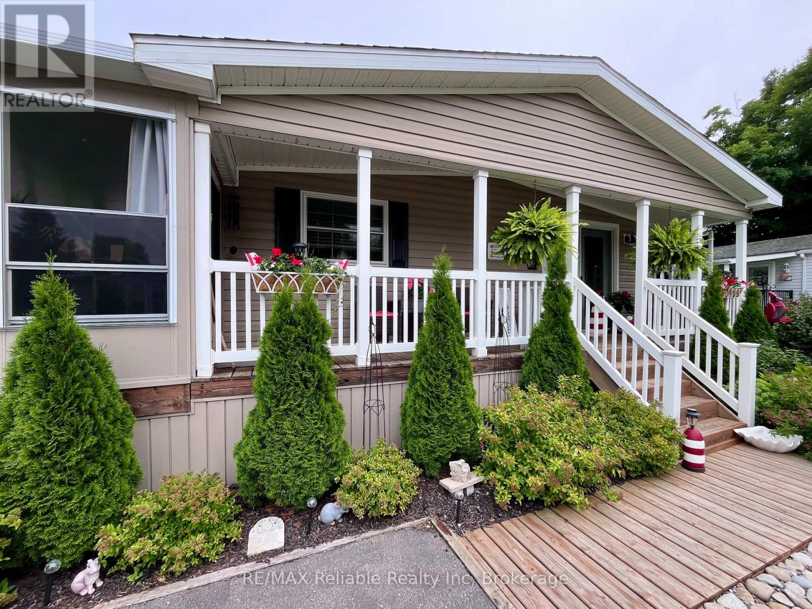 52 Cherokee Lane, Ashfield-Colborne-Wawanosh, Ontario  N7A 3Y2 - Photo 3 - X12321052